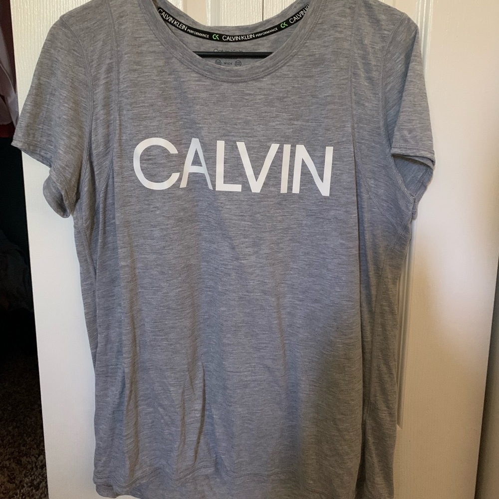 Calvin Klein Tshirt